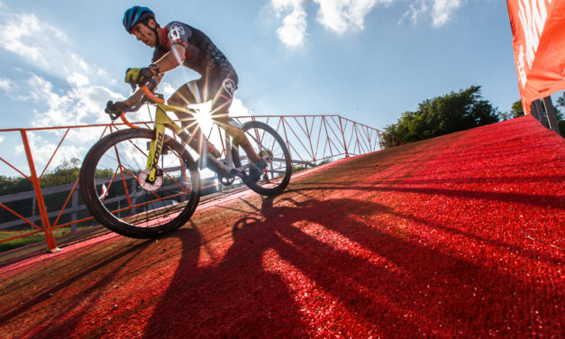 Jingle Cross, The World Cup Kick-Off