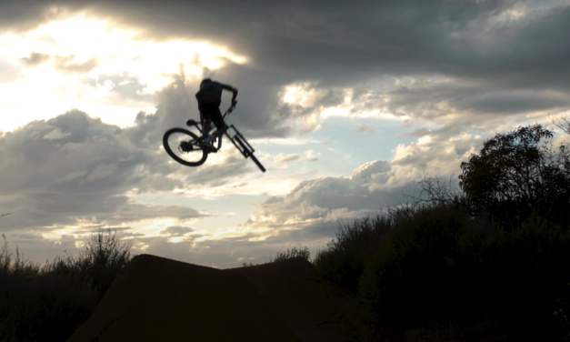 Eddie Reynolds Has More Style Than You!